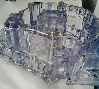 Kunststoffmaterial Polycarbonat (PC). 