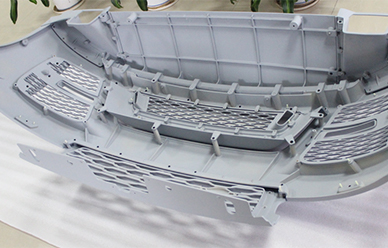 ABS-Stoßstange im Vakuumguss 4